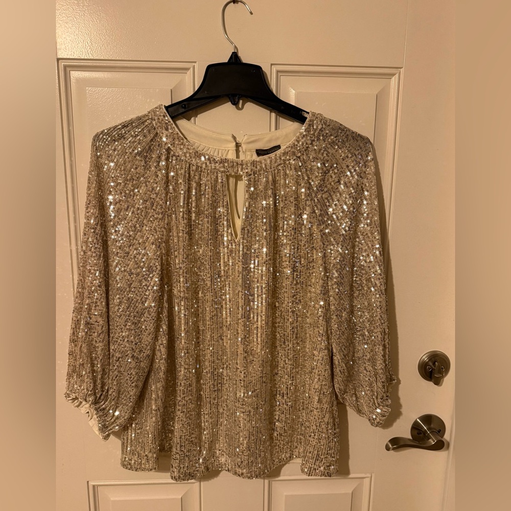Vince Camuto Champagne Sequin Keyhole Blouse